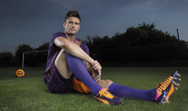 爱游戏官方网站：斗鱼平台重拳整治直播乱象，知名游戏主播卢本伟遭停播并处以百万元罚款