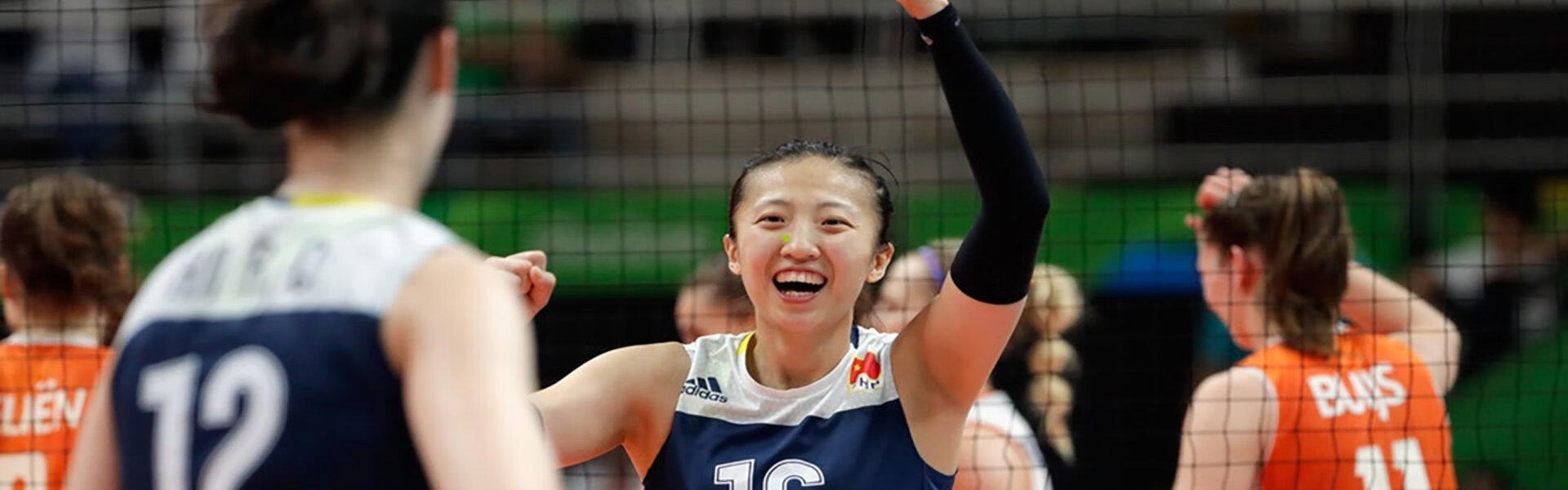 爱游戏官方网站|体育早报，准入悬念笼罩足坛，传奇落幕泪别绿茵