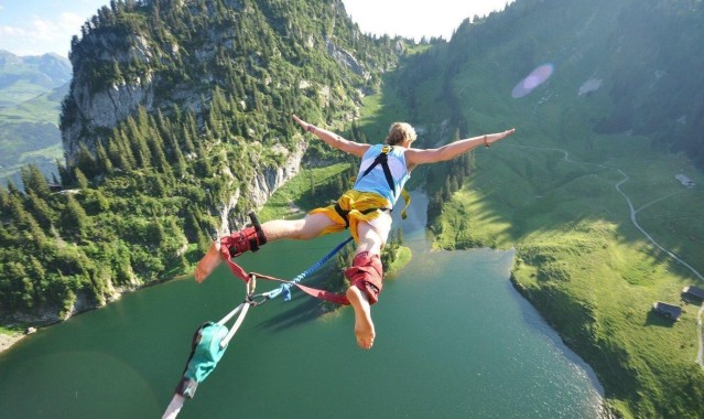 【ayx】戴奇带队客场掀翻利物浦！执教一月胜场超前任，诺丁汉森林奇迹逃离降级区