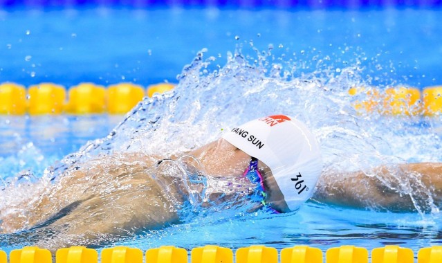 ayx：美因茨主场四比一横扫奥格斯堡，席布内贝尔联袂建功献精彩对决