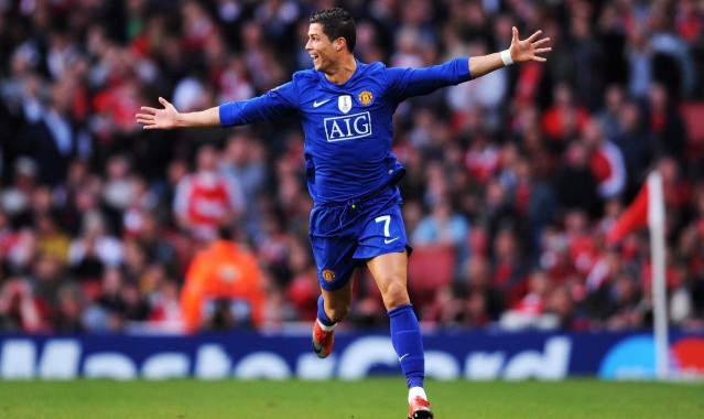 【aiyouxi】中国高校战队横扫全球精英，问鼎英雄联盟国际学术冠军赛，天才新星黯然退场