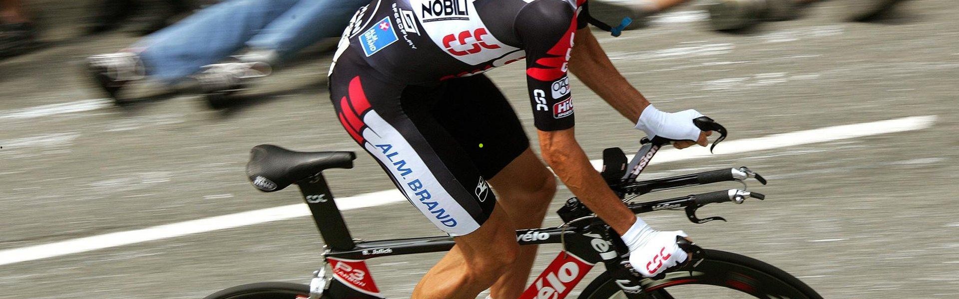 AYX SPORTS|珠江潮涌竞粤未来 广州文交会启幕助推电竞体育化与文旅融合新浪潮