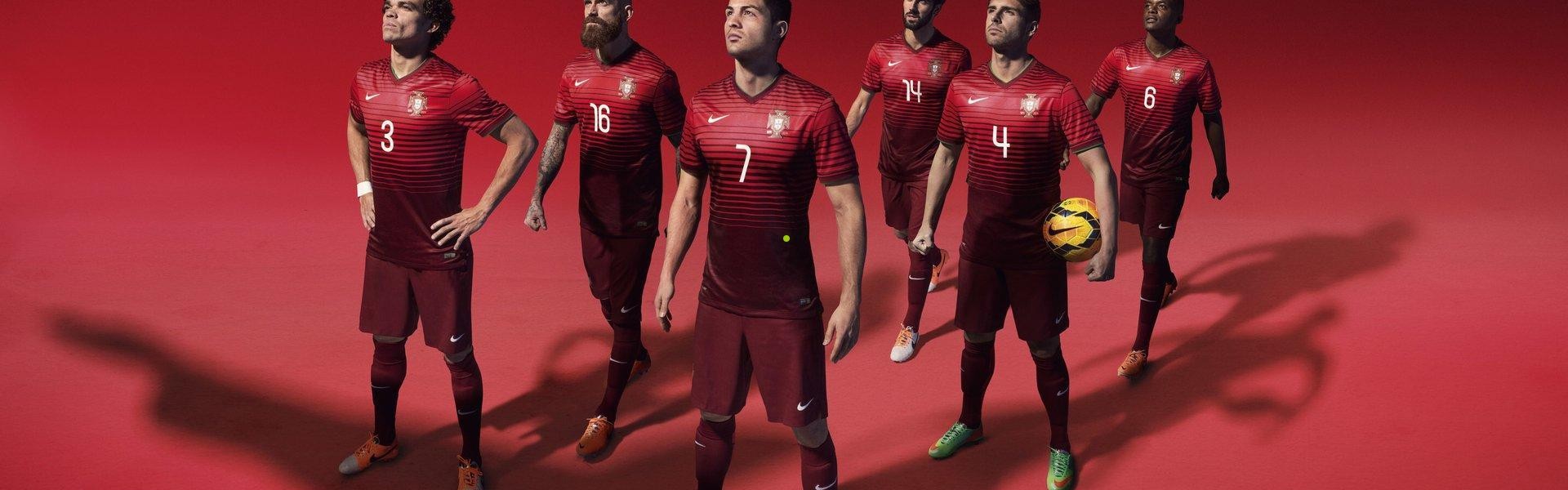 爱游戏官方网站-视频直击国足分组训练，李金羽组吴曦郑铮吉翔领衔展现战术新风貌