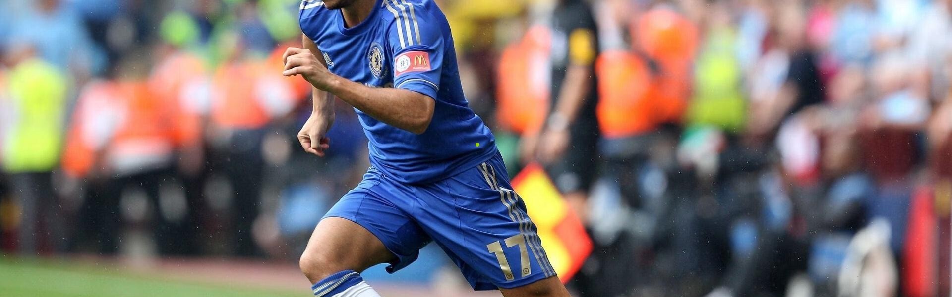 爱游戏APP：长友佑都盛赞团队韧性，从两球落后到逆转巴西的史诗之战